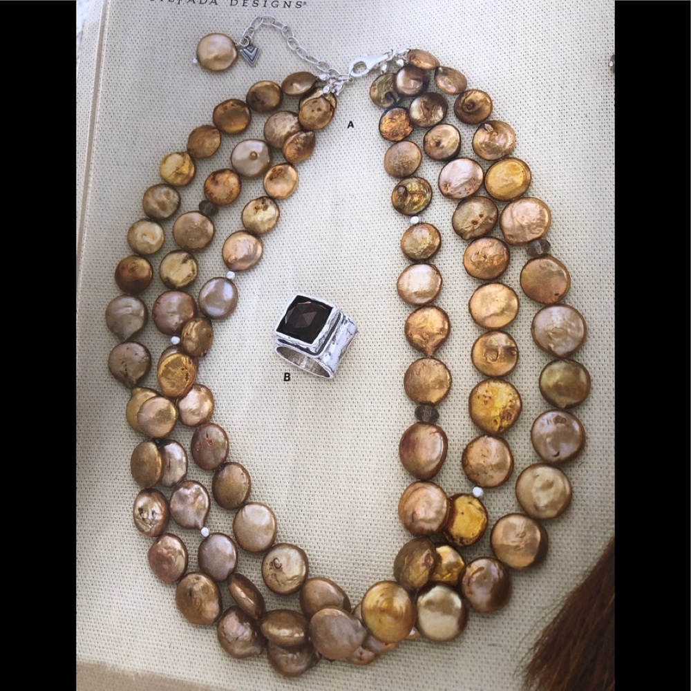 Silpada cooper pearl coin necklace !